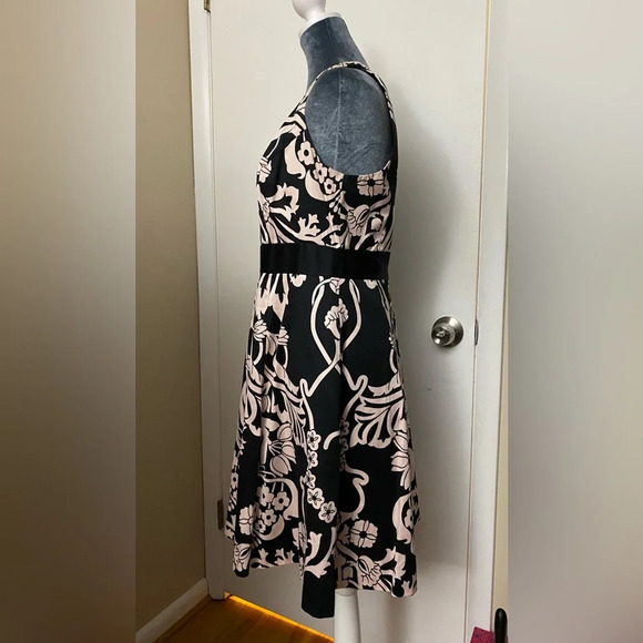 NWT INC International Concepts Pink & Black French Floral Dress Pockets Size 10 - Picture 3 of 10